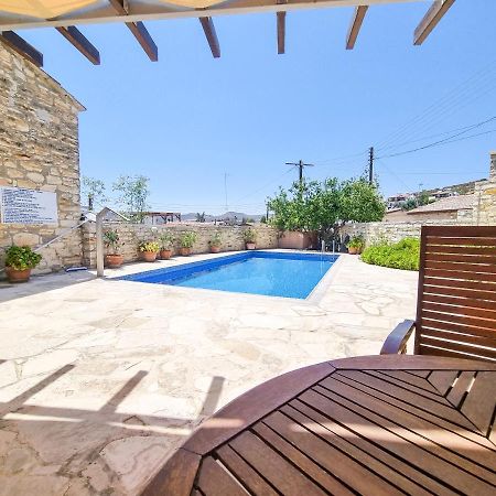 Poolside Escape Studio In Skarinou Village With Pool Facilities Exterior photo